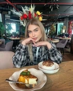 Лола, 25 лет